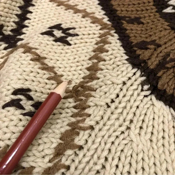 Vtg K-Mart Women’s Pullover Turtleneck Sweater Aztec Print  Grandma core Hippie - Picture 9 of 12